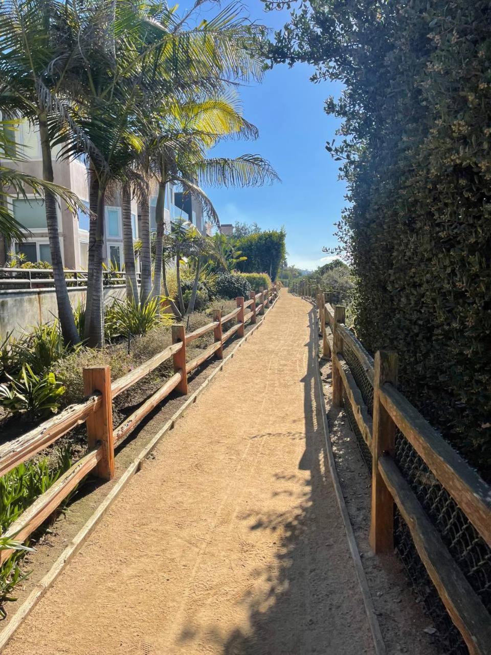 Luxurious Apartment With The Marina View Los Angeles Exteriör bild
